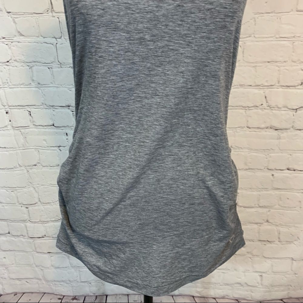 Maternity GapFit Breathe Racerback Tank Top Gray size XS - Picture 3 of 8